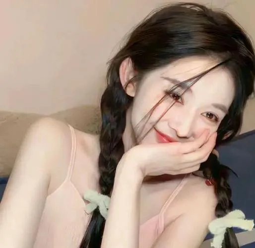 使用下方 20 个影片名，按顺序一一对应，不要改动片名文字，只根据片名和括号内类型提示来虚构全新的故事内容： 血，总是热的 既然出生就环游音乐 马丁节 卜派遇上辛巴达 永不言死 赦免 幸福加奈子的快乐杀手生活 追龙番外篇之龙争虎斗粤语 摆动 玛塔辛一家 吸血鬼就在隔壁2 独眼的男人是国王 倒数追魂 虎将长征 迷夜惨遇 我的西游 爱情专家 午后七点零七分 2099 我和春天约在清溪